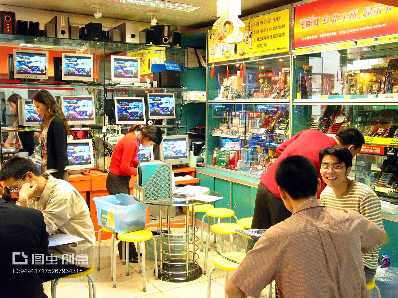 深圳賽格電子商場 顯示器專賣店的電子產品銷售策略